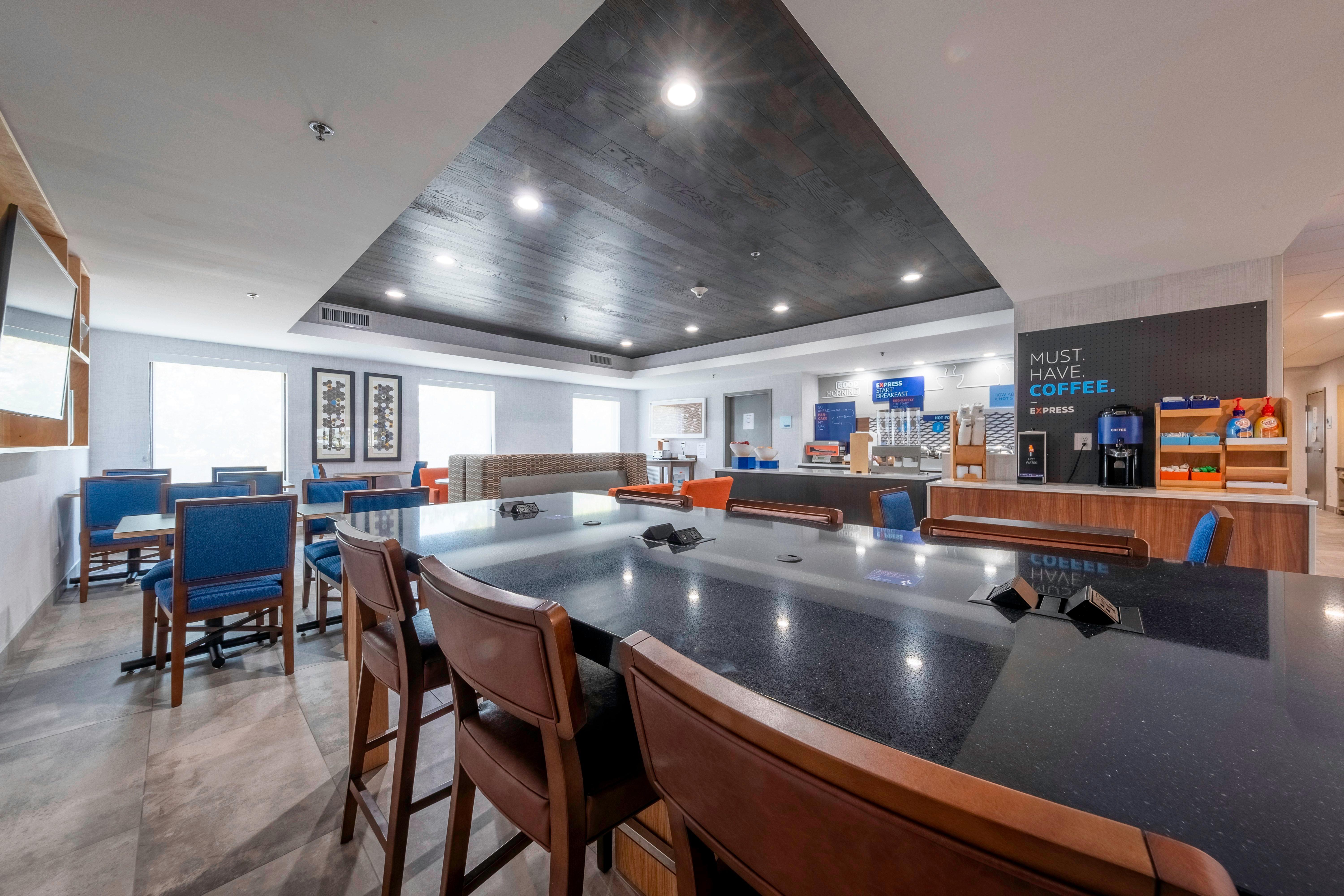 Holiday Inn Express Hotel & Suites Petersburg/Dinwiddie By Ihg Экстерьер фото